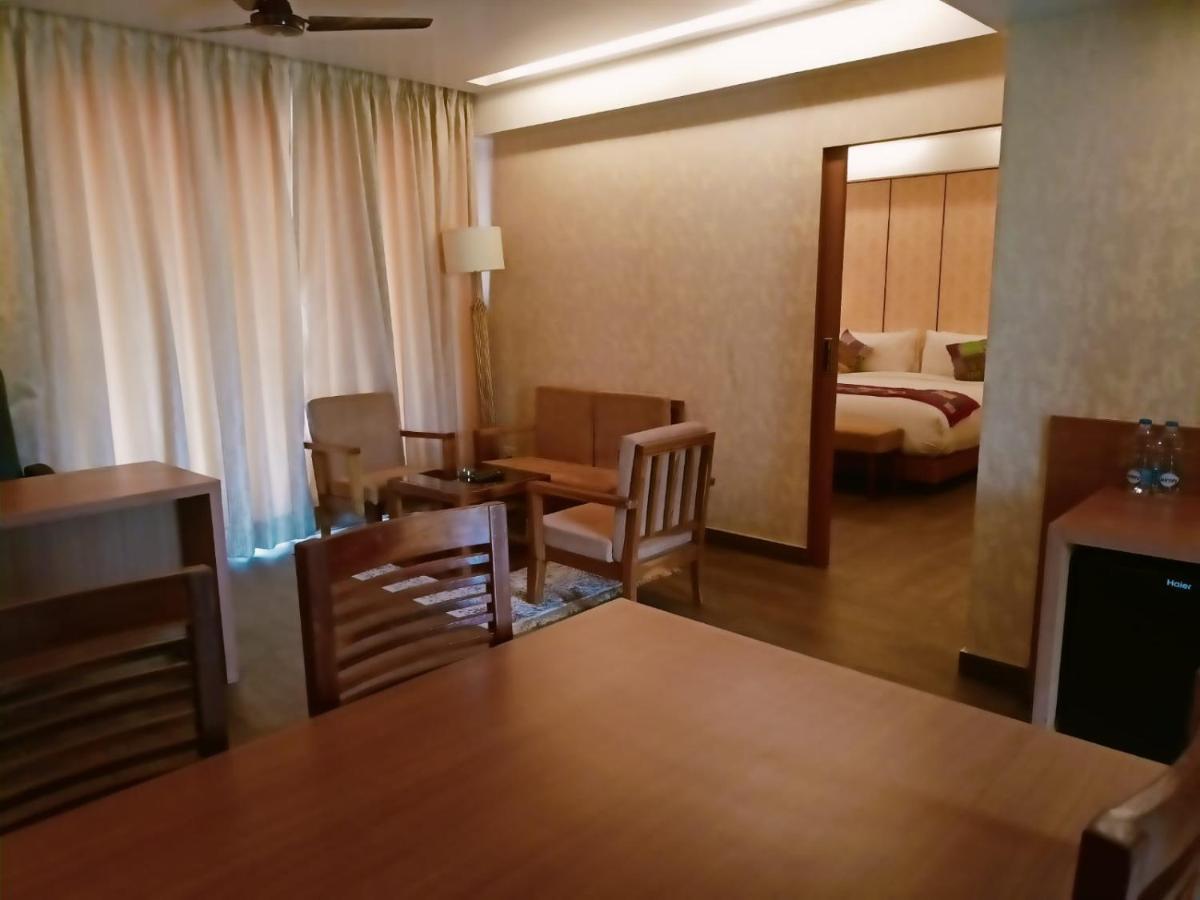 Abhyagama Hotel Digha  Kültér fotó